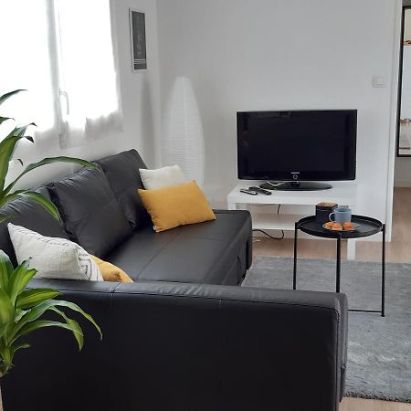 RESIDENCE APPART CENTRE VILLE LORIENT Calme Garage Lorient Exterior foto